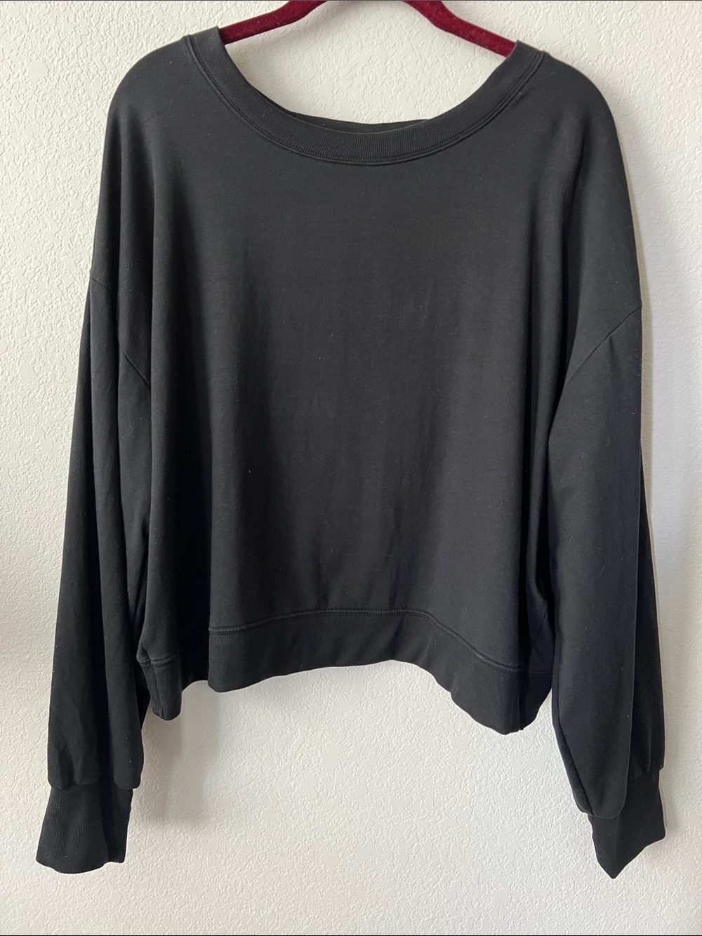 Athleta Savasana Twist Back Sweatshirt Black Size Large